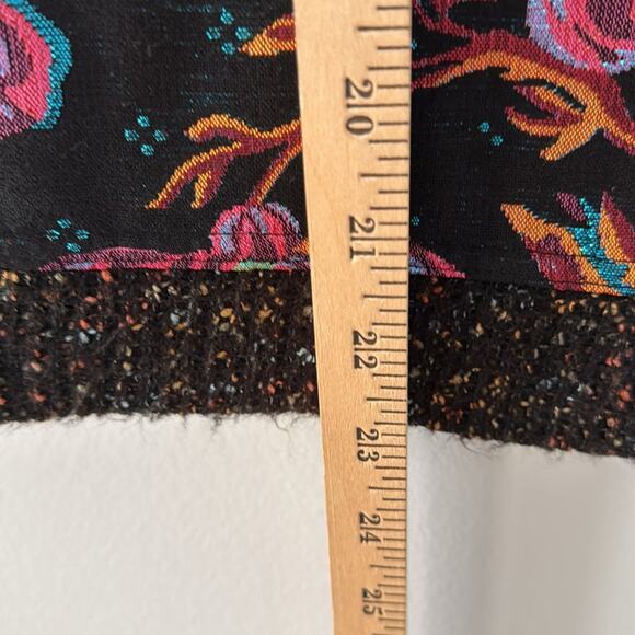 Anthropologie James Coviello Top Embroidered Spring Date Night Party - Picture 6 of 10